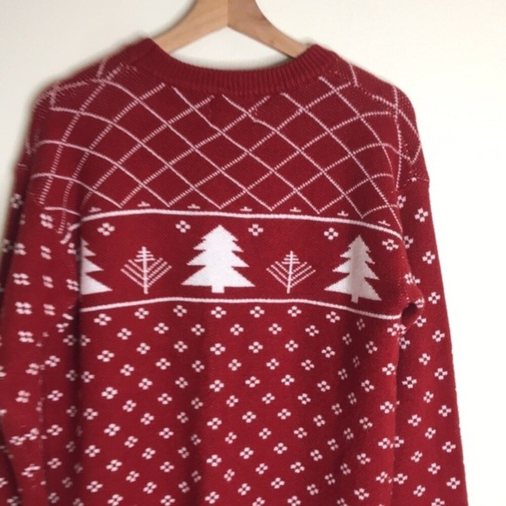 Heimish ladies red soft and cozy pullover sweater size small - Picture 11 of 13